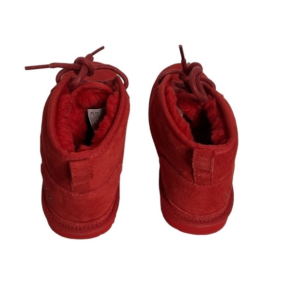 UGG Neumel Women’s Suede Lace-Up Chukka Boots - Picture 7 of 11